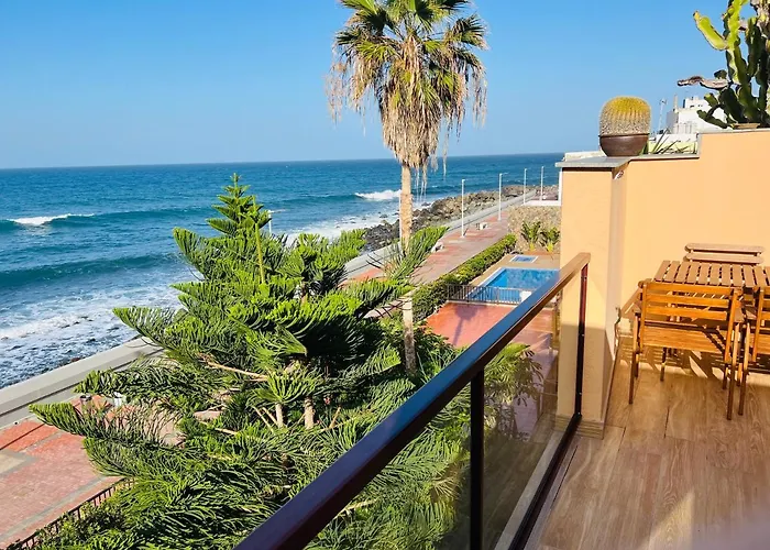 Overtheocean Big Terrace And Xl Bed